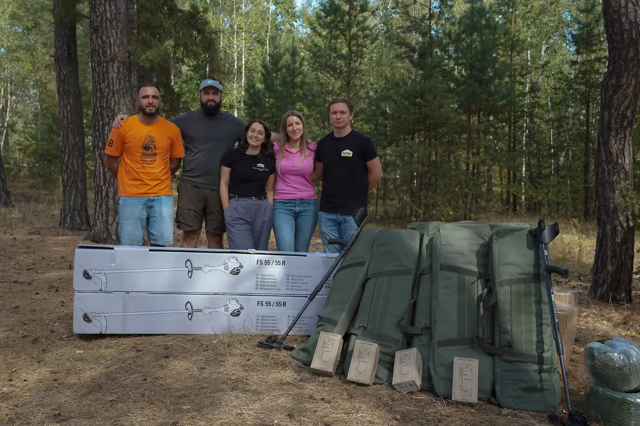 Команда бренда Pattex і «Хенкель» підтримали проєкт з гуманітарного розмінування Гуманітарного фонду Сергія Притули